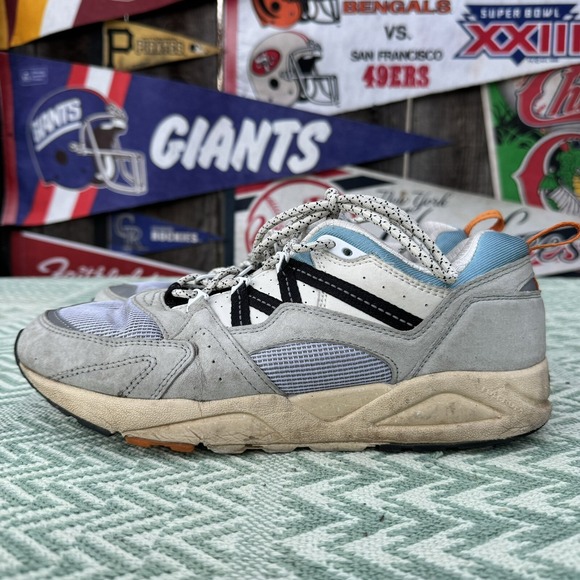 Size 9.5 - KARHU Unisex Fusion 2.0 Sneakers Gray/Blue/Ivy Lace Up - Picture 1 of 7